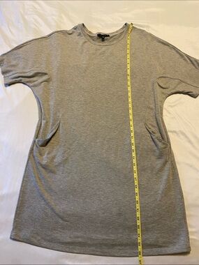 Tiana B. Women’s Short-Sleeve Crewneck Jersey Dress Large
